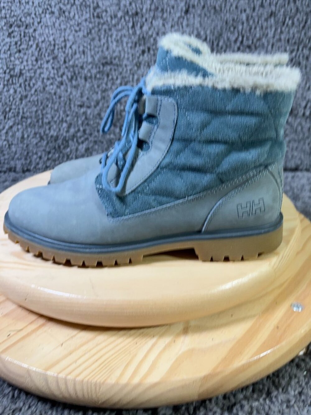 Helly Hansen Vega Boots Womens Size 8 Blue Nubuck Leather Suede Quilted Faux Fur